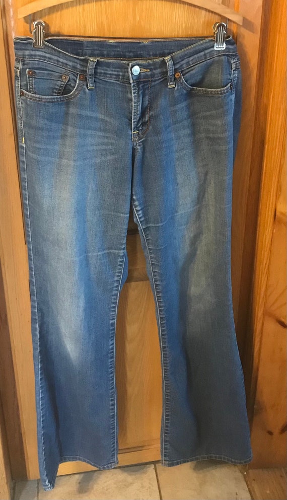 Blue Jean flare jeans/ lucky sz 31”-Crest sz 30”/ 