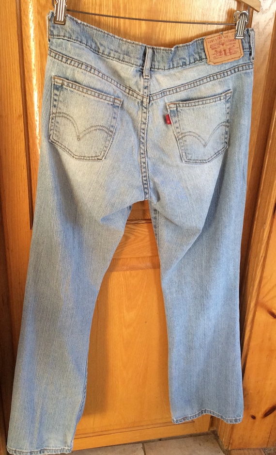 Levi jeans - 315 bootcut sz, 31/30, distressed Le… - image 2