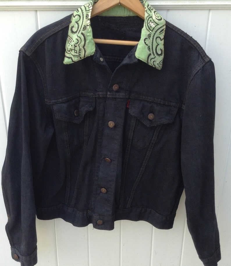 black levi jean jacket
