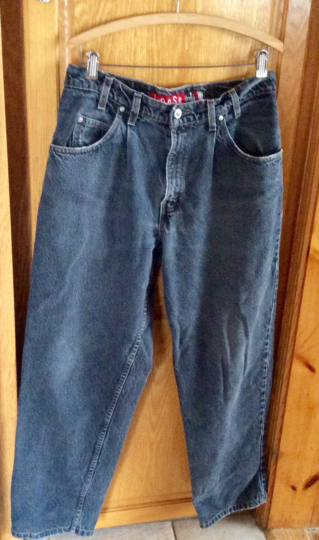 Levi Silvertab Jeans - Distressed Levi Jeans Sz 33