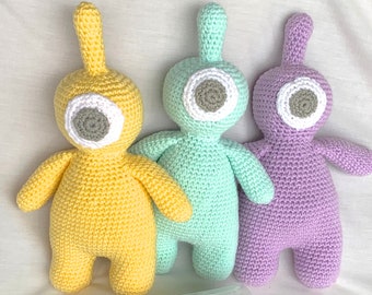 Baby/infant toy rattle handmade crocheted funky alien design soft pastels 3 colors available