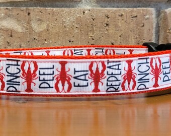 LARGE/ Crawfish Pinch, Peel, Eat, Repeat Dog Collar - White/Blue Background