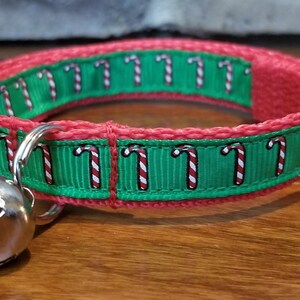 Christmas Candy Cane Cat Breakaway Collar