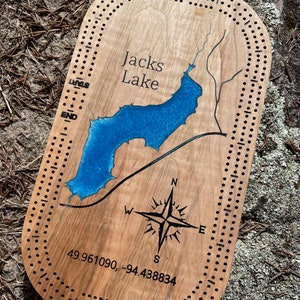 Tabuleiro de Cribbage de Lago Artesanal, Tabuleiro de Cribbage de Lago Personalizado, Presente de Aniversário de Casamento, Presente de Inauguração de Casa, Noite de Jogos em Família, Tabuleiro de Rio