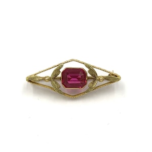 Vintage 10k Yellow Gold Synthetic Pink Sapphire Green Leaf Brooch