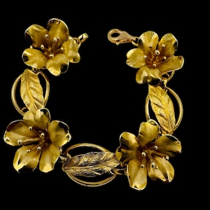 Estate 1950&#39;s 14k Gold Flower Leaf Bracelet