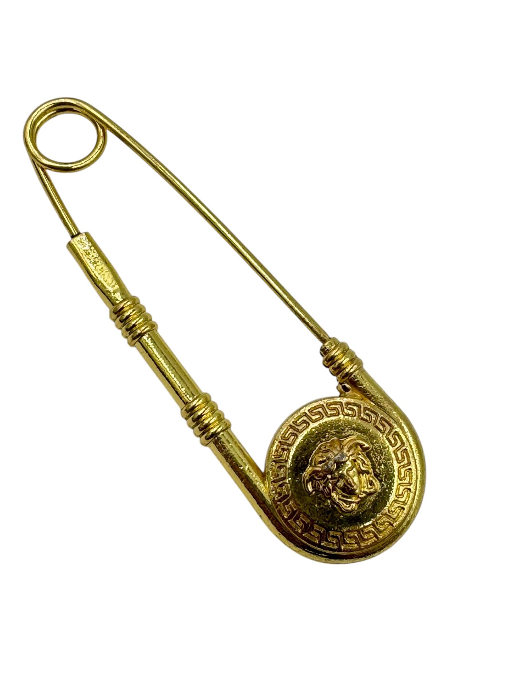 レア1点限り【VERSACE】Medusa Safety Pin yellow patent Runway GIANNI VERSACE Vintage Medusa Safety Pin Logo Sunglass Brown