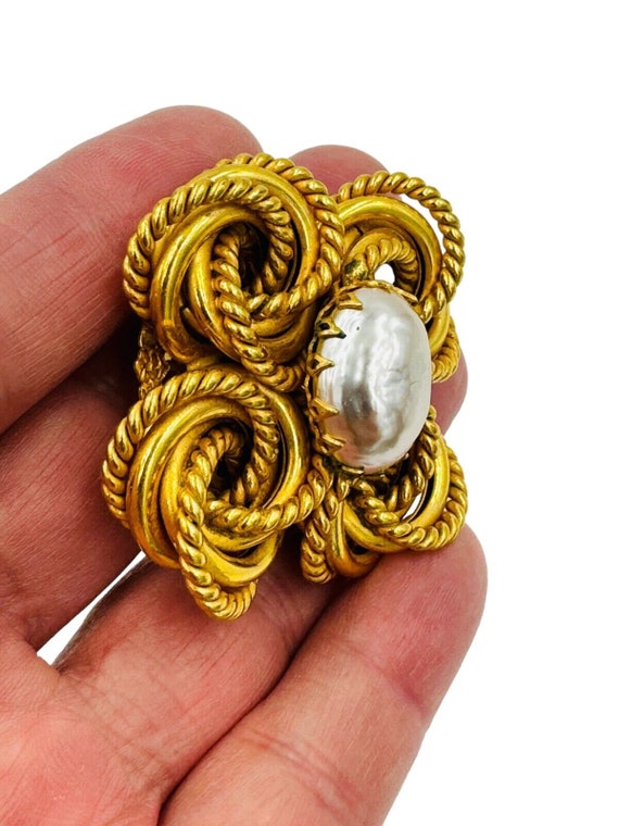 Miriam Haskell Golden Swirl Pearl Vintage Pin Bro… - image 7