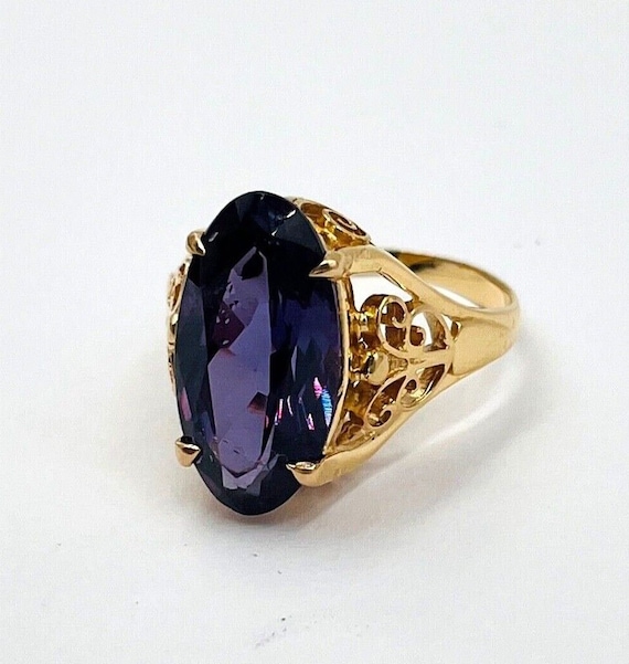 Estate 18k Yellow gold Synthetic Alexandrite State