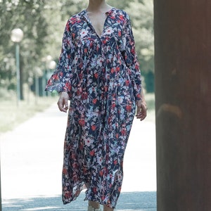 Boho dress, maxi summer dress, oversize dress, Dress kimono sleeves, maxi dress, Red, Floral dress, caftan, silk dress, Bohostyle image 3