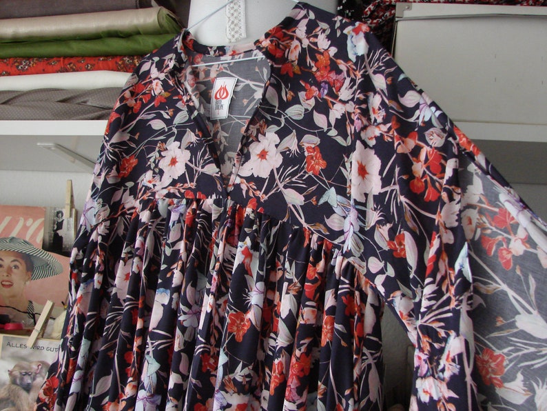 Boho dress, maxi summer dress, oversize dress, Dress kimono sleeves, maxi dress, Red, Floral dress, caftan, silk dress, Bohostyle image 4