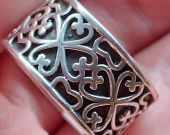 Solid 925 unisex ring thick Celtic band heart knot and flower design sizes UK AU V & V 1/2 eternity engagement promise design gothic viking