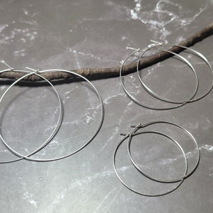 extra thin sterling silver hoop earrings, circle earrings, silver hoops, hammered or smooth