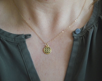 Gold Celtic Knot Necklace: Gold Filled Chain