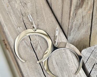 Pendientes colgantes de media luna de plata de ley con cierre de palanca, joyería celestial hipoalergénica.