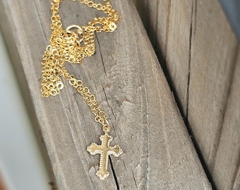 delicado collar de cruz de oro collar de cruz relleno de oro de 14k, joyería religiosa
