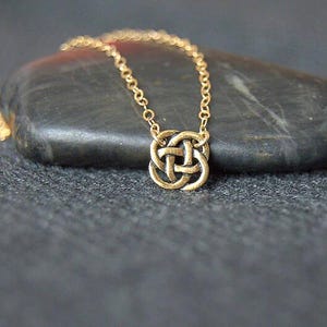gold Celtic knot necklace, Irish jewelry, minimalist everyday necklace, dainty Celtic necklace image 2