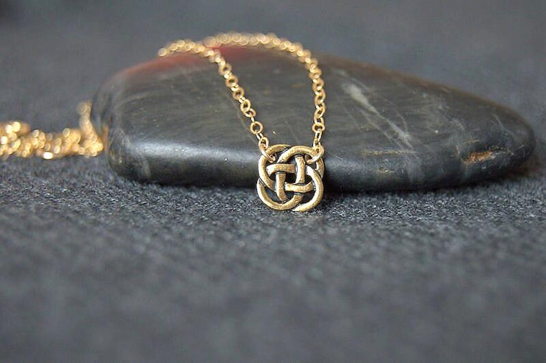 gold Celtic knot necklace, Irish jewelry, minimalist everyday necklace, dainty Celtic necklace image 2