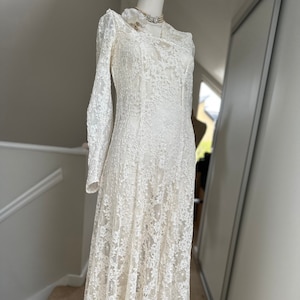 1930s Cream lace vintage wedding dress