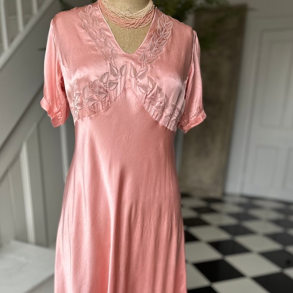 1940s Pink silk long dress