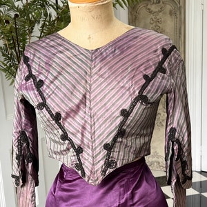 Antique 1850 1860s two tone purple silk bodice