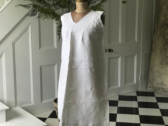 white embroidered smock dress English embroidery smocked long dress White – Posch Boutique