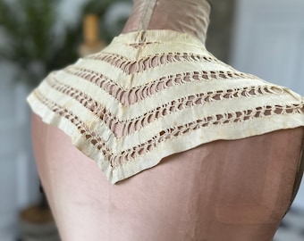 1910s Antique cream silk large collar hand made