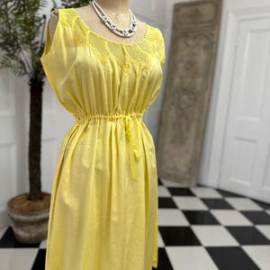 Vintage 1950s yellow silk and cotton mix with crochet lace dress