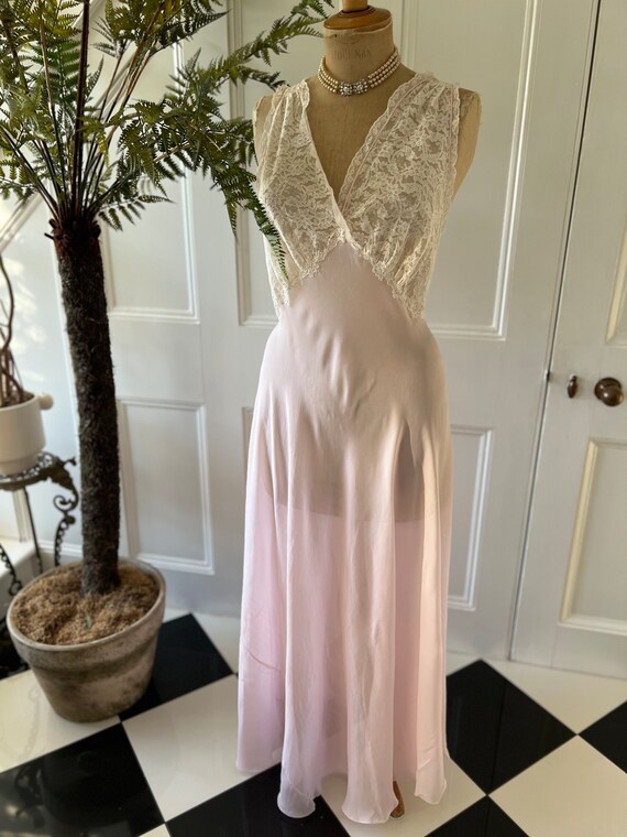 1950s lace and chiffon midi full skirt slip Gem