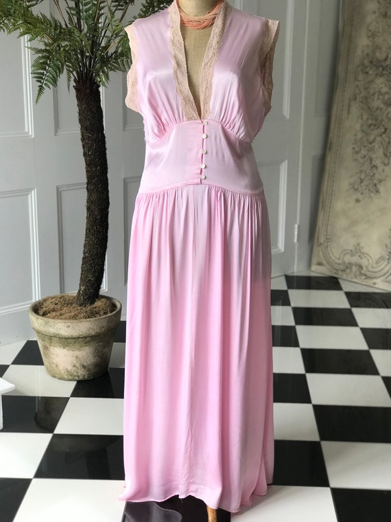 Vintage 1930s 1940s pink silk satin and lace slip