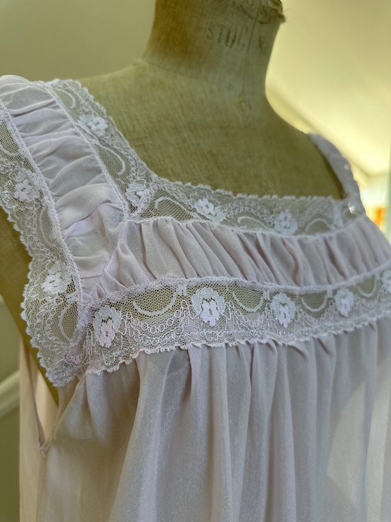 1950s 60s Very pretty lilac crystal sheer slip dr… - image 10