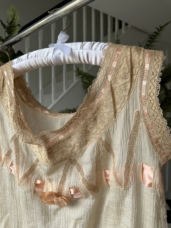Large size 1900s Edwardian silk cream chemise cam… - image 10