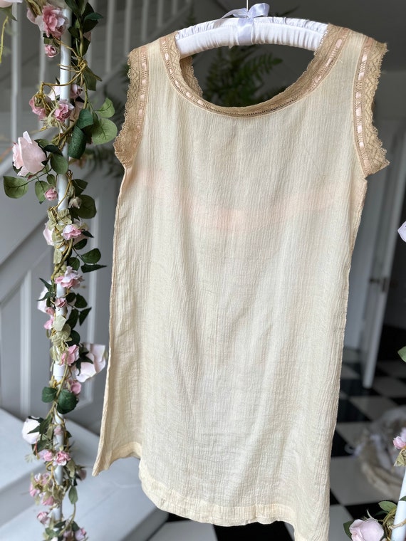 Large size 1900s Edwardian silk cream chemise cam… - image 7