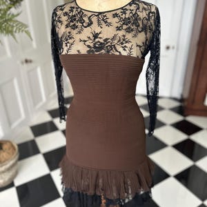 Abito in pizzo marrone e nero di seta di Oscar de la Renta, anni '80