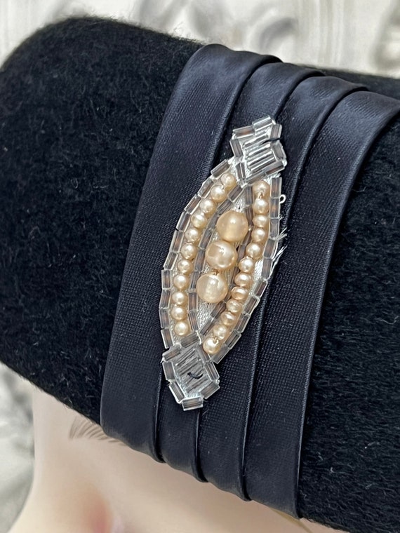 1950s Pillbox black wool felt hat with pearl embe… - image 8