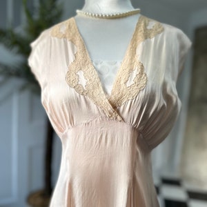1930 cream with hint of pink silk bias cut  slip dress U.K. 6