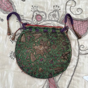 Beautiful Antique 19th century  zardozi green  purse