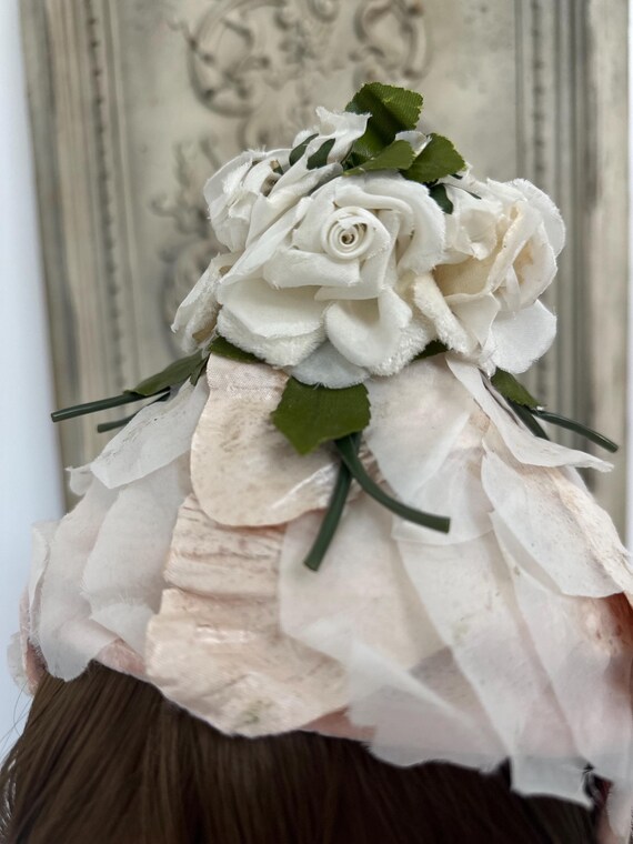 1950s 1960s Unusual Floral Pillbox Hat Fascinator by Linda 