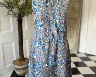 1960s French pretty floral dress