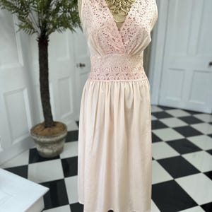 1940s 1950s Vintage romantic peach silky embroidery long slip