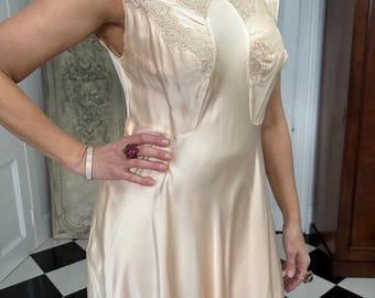 1930s silk and lace long slip dress in peach
