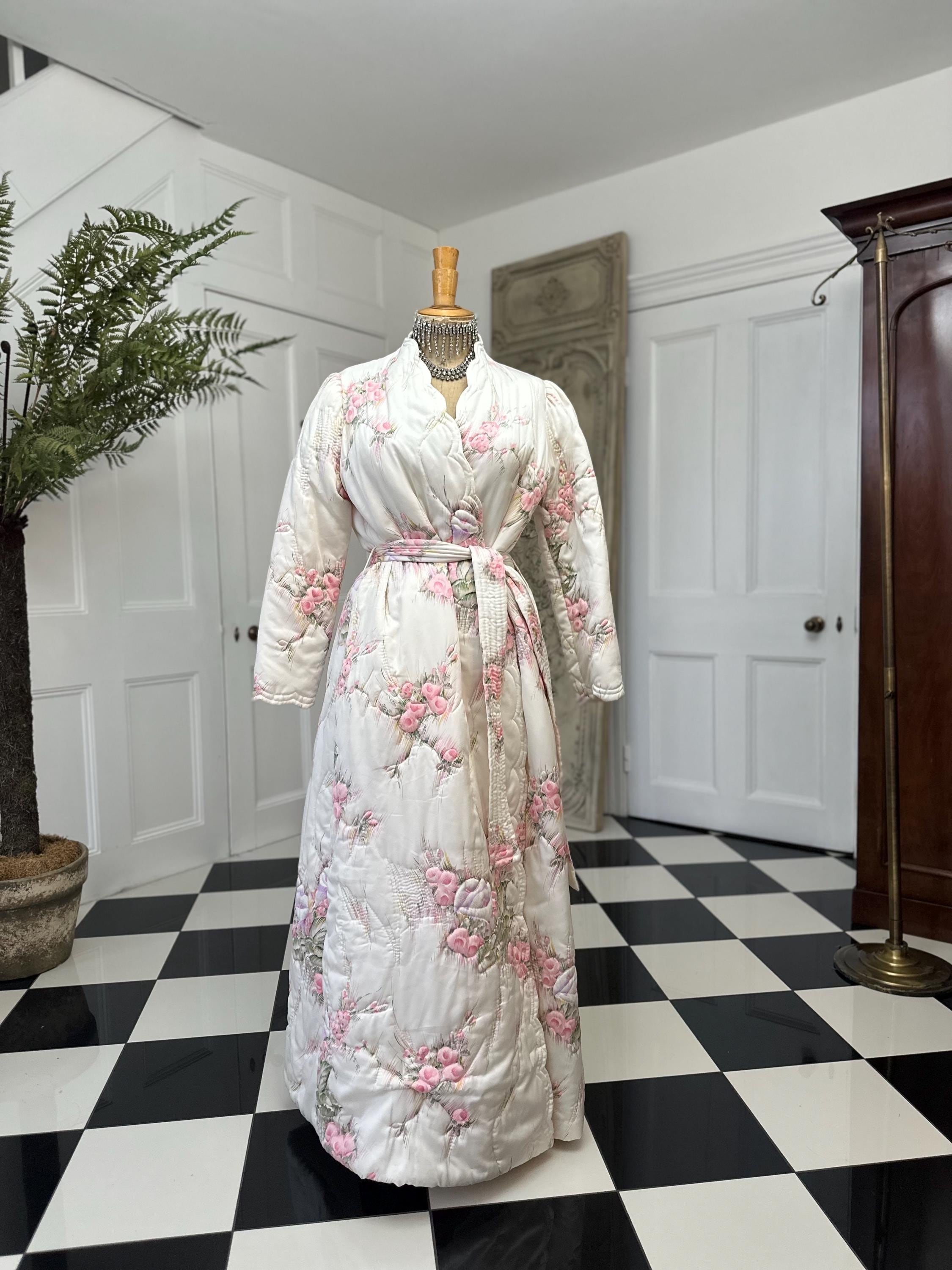 Robe Wrap Robe Baby Dior Vintage Christian Dior Padded Dressing Gown - Main Image