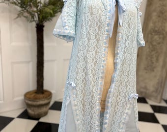 Vintage 1950 baby blue lace dressing gown house coat