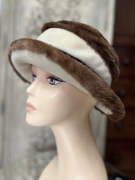 Vintage 1950s Otto Lucas Harrods Fur 