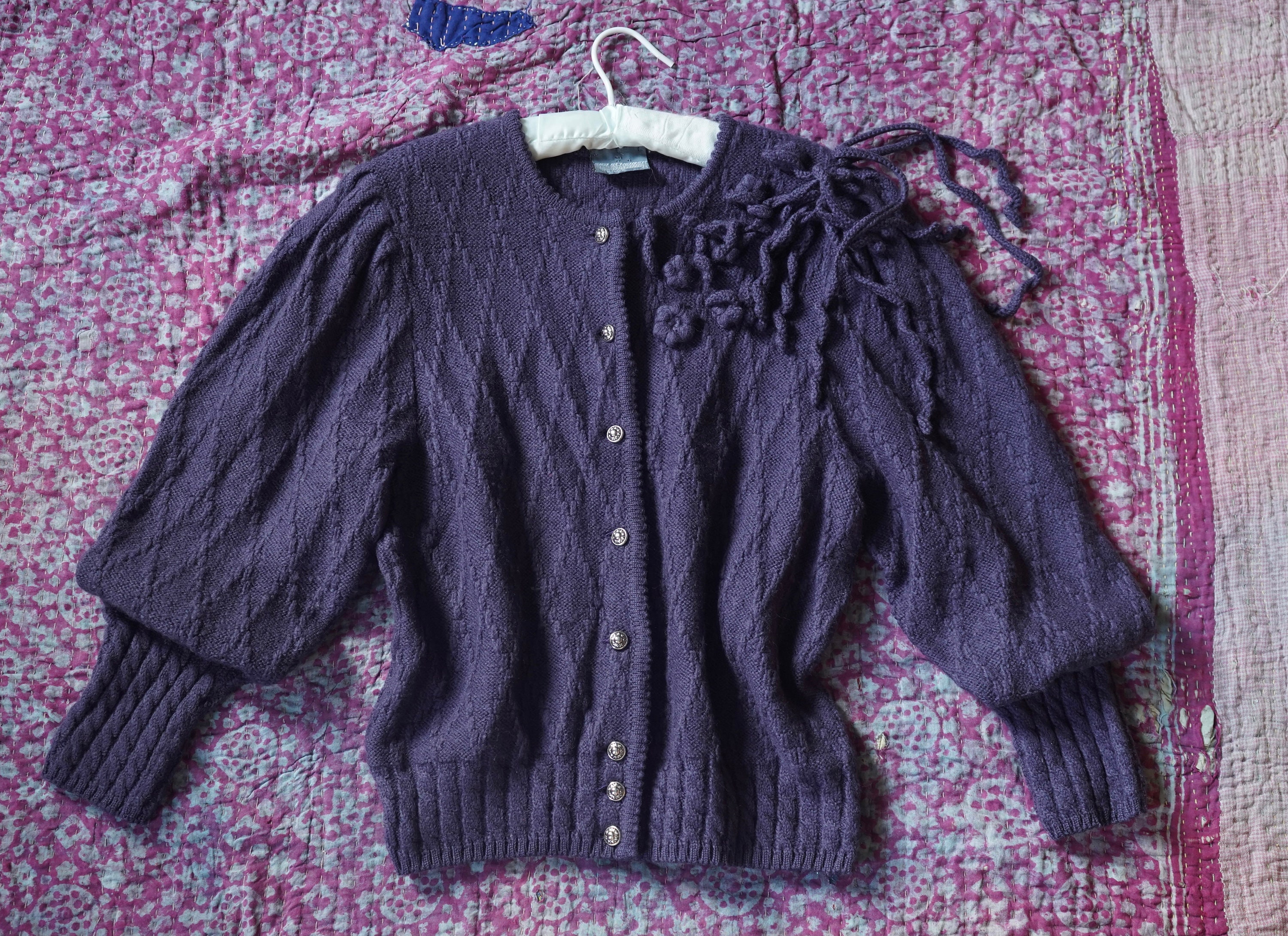 1980s Does 30s 40s Mutton Sleeve Embroidered Art Knit