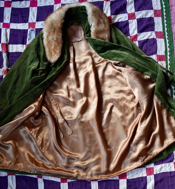 1920s-1940s Green Cotton Velvet Duster Jacket wit… - image 4