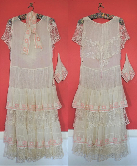 Super RARE 1920s Embroidered Sheer gauze cotton/v