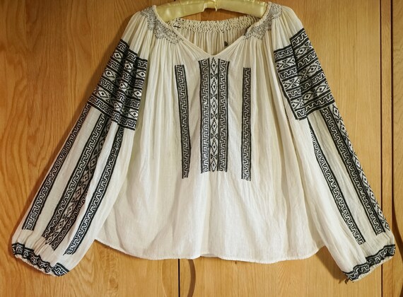 30s 40s Romanian Traditional Hand Embroidered Gauz