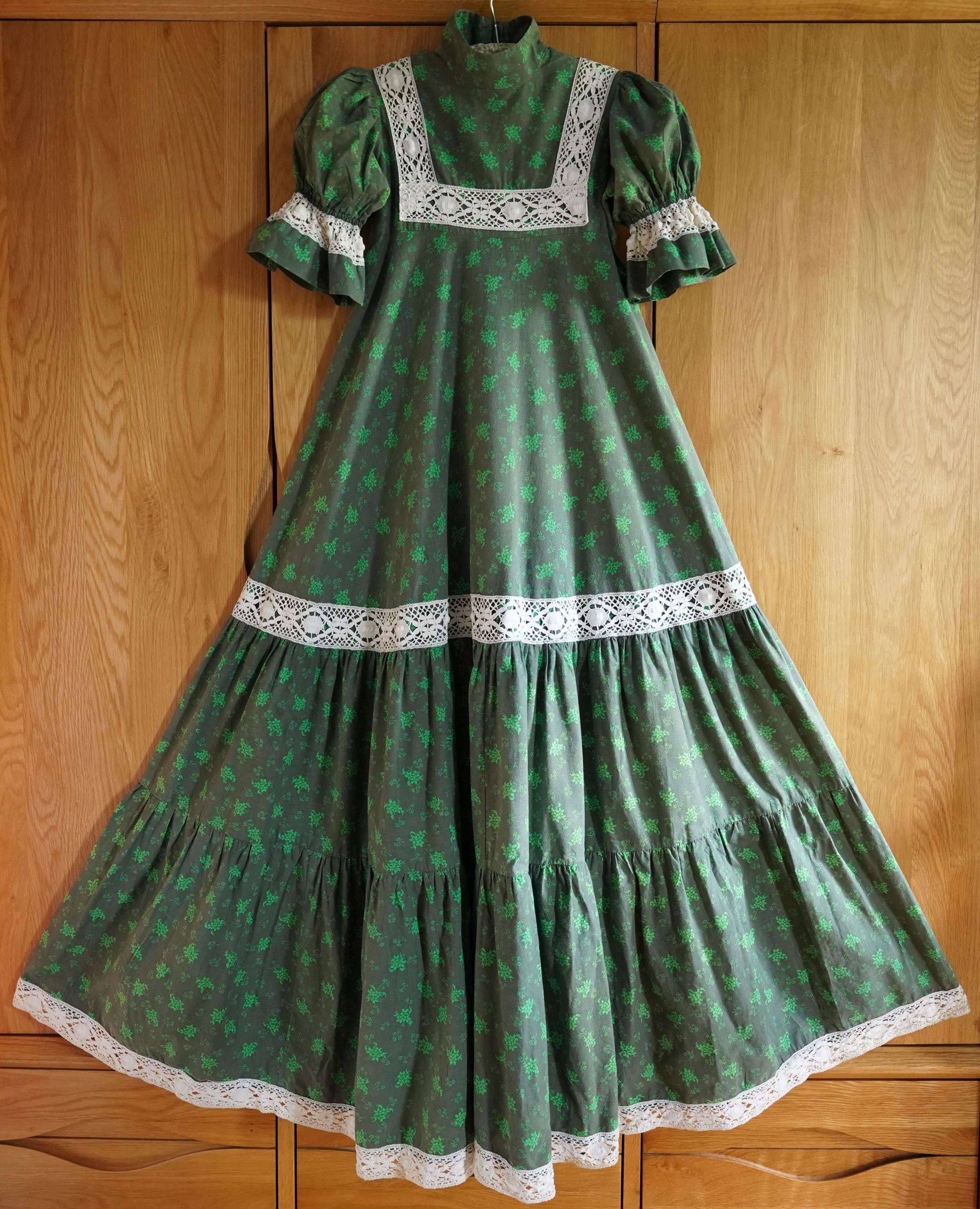 ワンピース Laura Ashley/VTG Dresses/Great Britain Laura Ashley Dress Vintage - Etsy