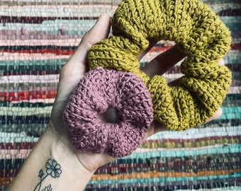 Faux Knit Crochet Scrunchie